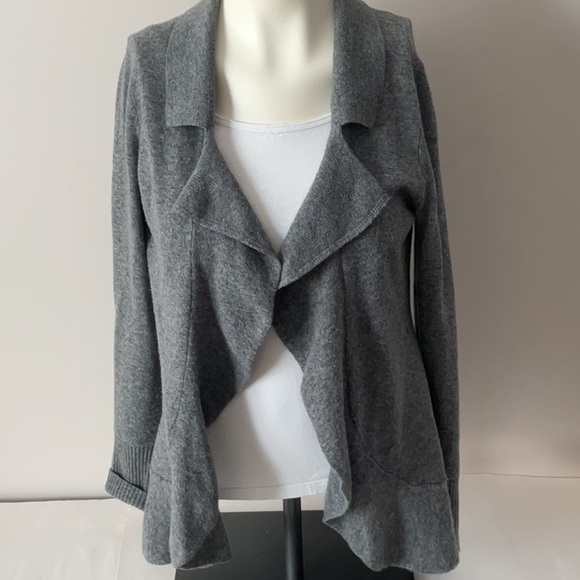 Banana Republic Wool/Cashmere Cardigan - Picture 2 of 8
